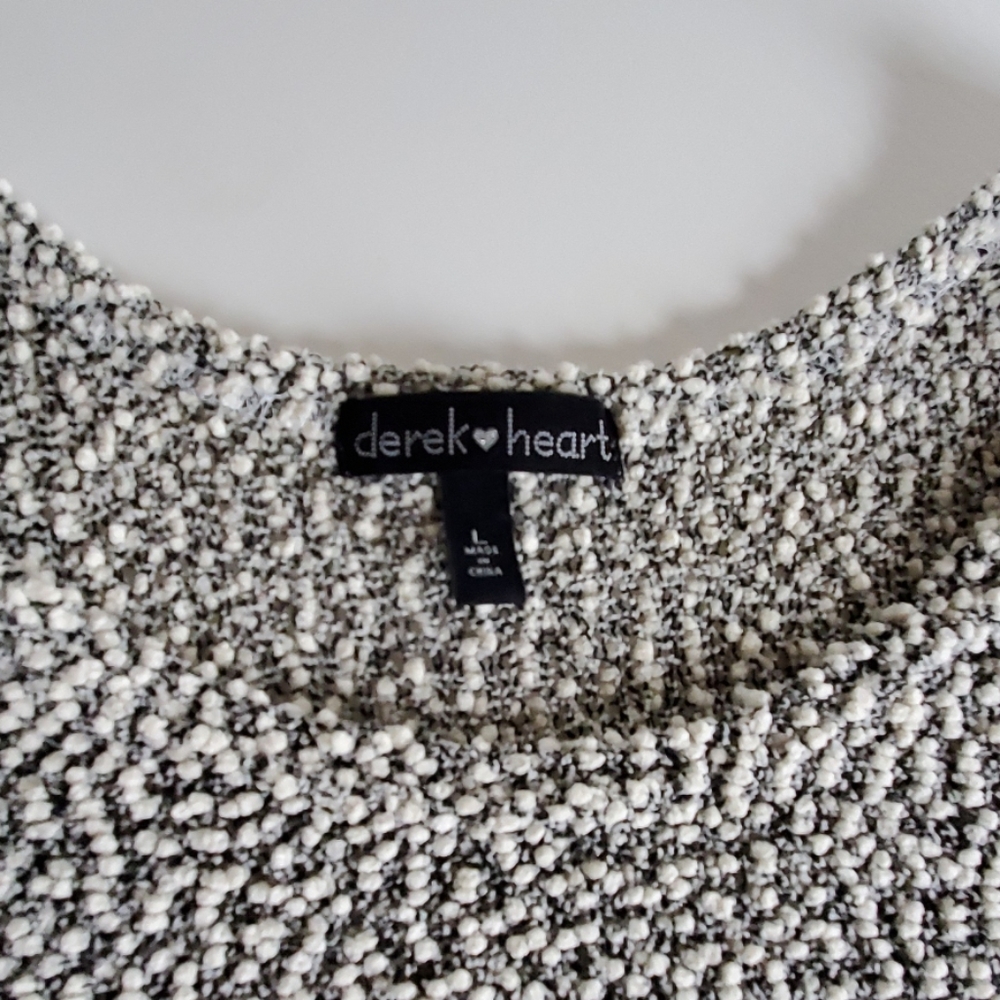 Derek Heart top size large - Picture 3 of 7